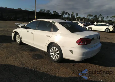 2015 Volkswagen Passat 1.8T Wolfsburg Edition из США, поврежденный, VIN 1VWAT7A30FC003949